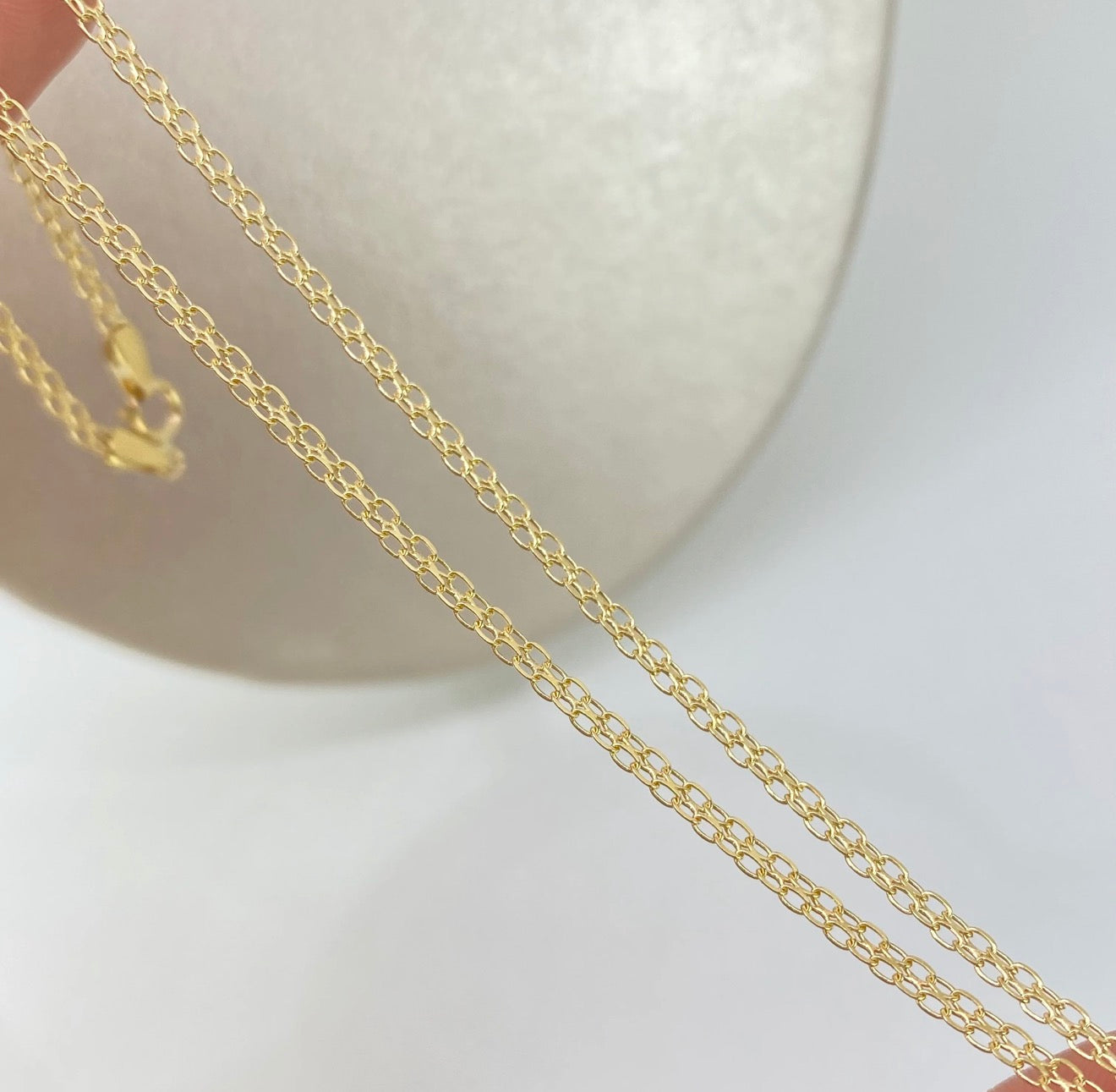 Cadena • China Oro amarillo 18K / 3,1 GR / 2,2 MM / 45 CM *