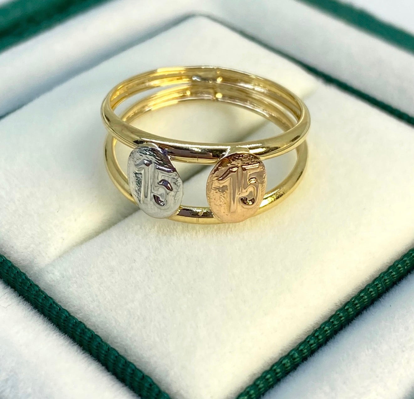 Anillo 15años doble línea tres Oros 18K | Talla 7 | 1,77 gr *