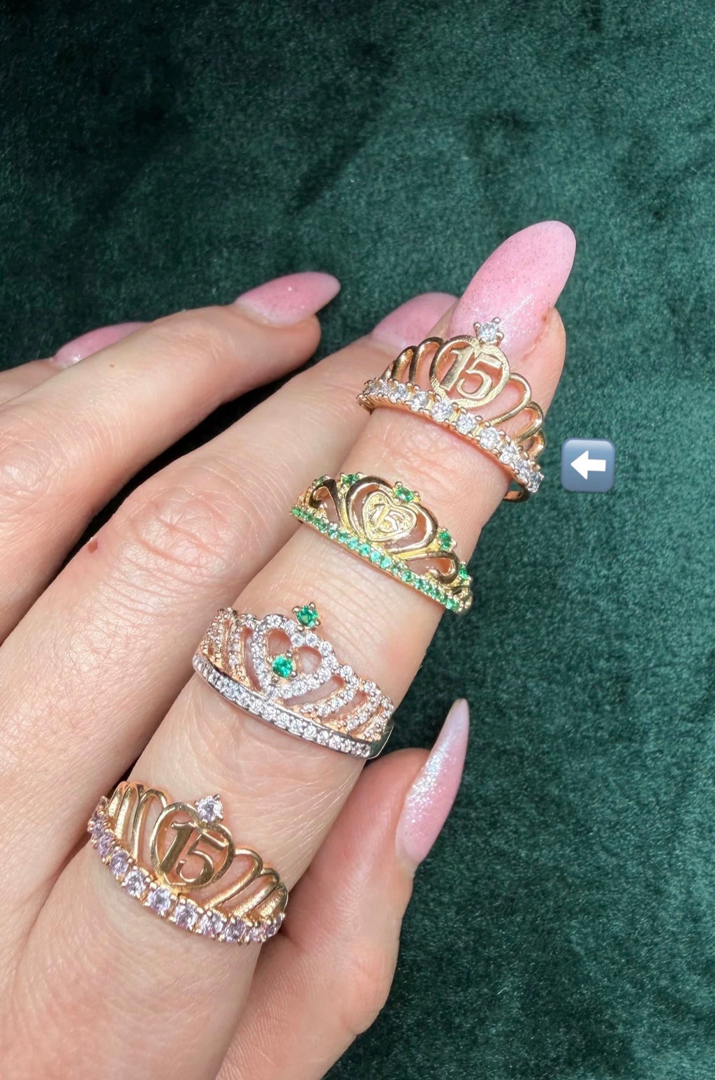 Anillo 15años corona personalizado con circones Oro amarillo 18K / Talla 5 / 4gr