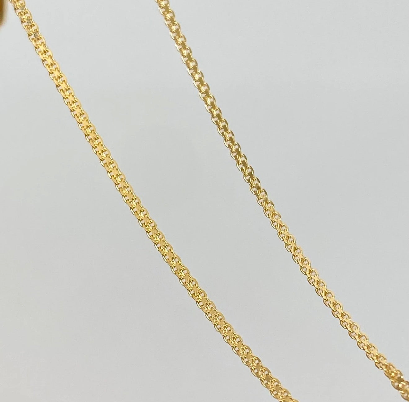 Cadena • China Oro amarillo 18K / 1,35 gr / 1 MM / 40 CM *