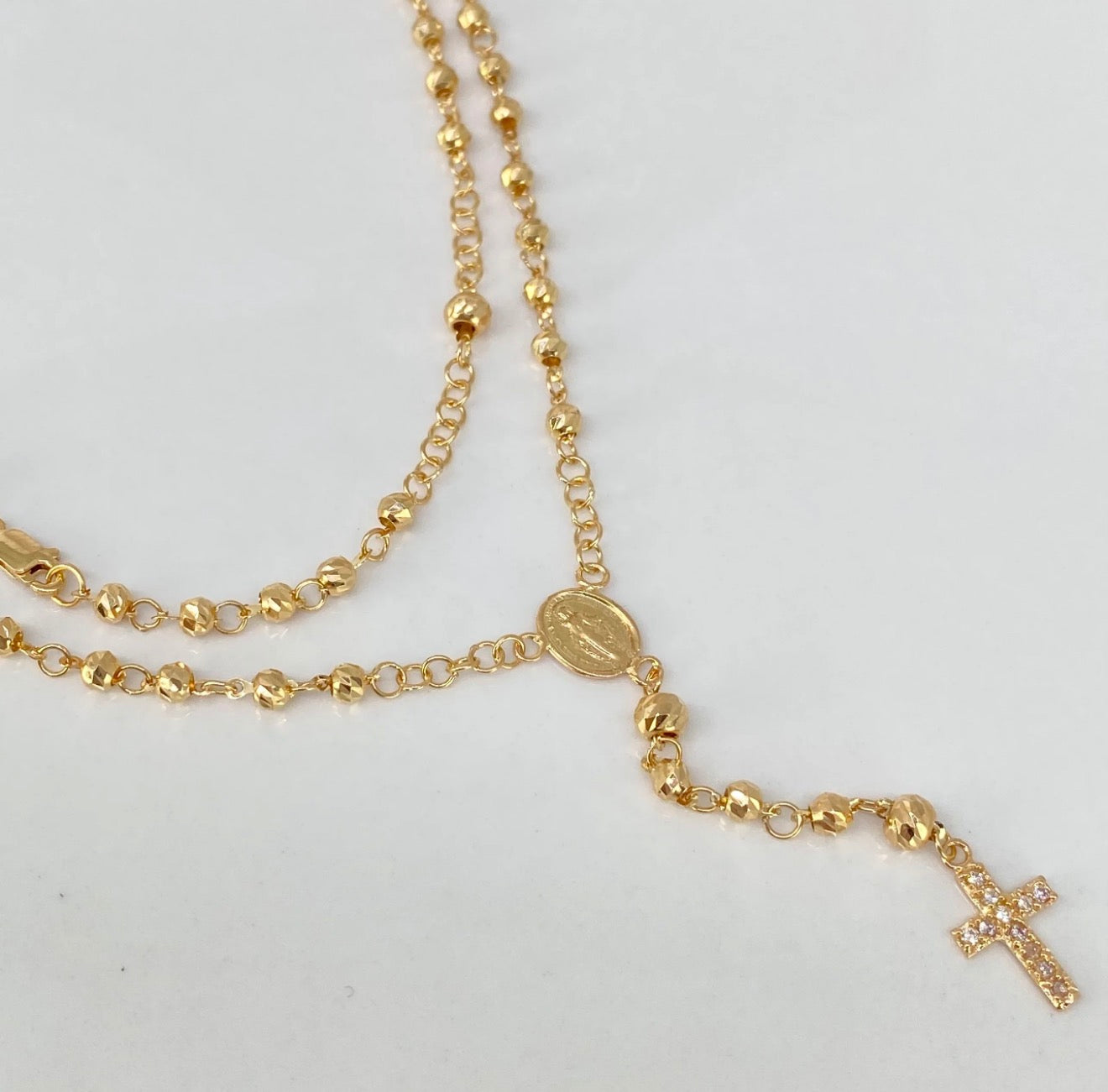 Rosario Virgen Milagrosa circones blancos / Bolas diamantadas 4/3mm Oro amarillo  18K 6,30 gr / 50 cm*